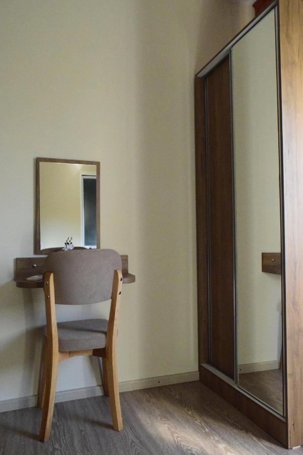 D1 Rooms & Apartments Tiranë Luaran gambar